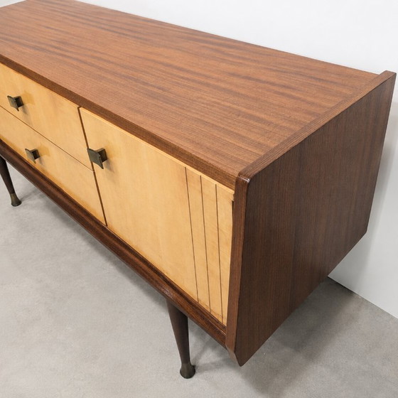 Image 1 of Buffet bicolore de style milieu du siècle, années 1960