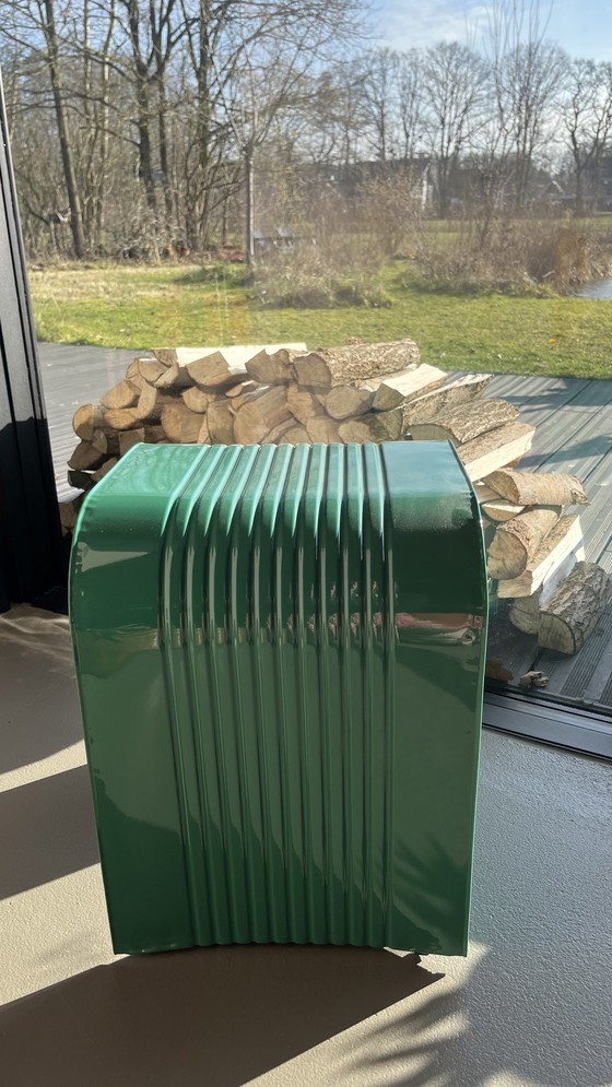 Image 1 of Taburete fino como el papel Lennart Lauren