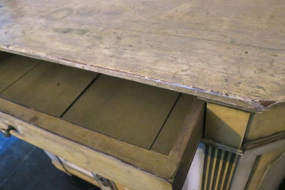 Gustaviaans beschilderd buffet/dressoir, Zweden 1780 – Wood (photo 15 of 21)