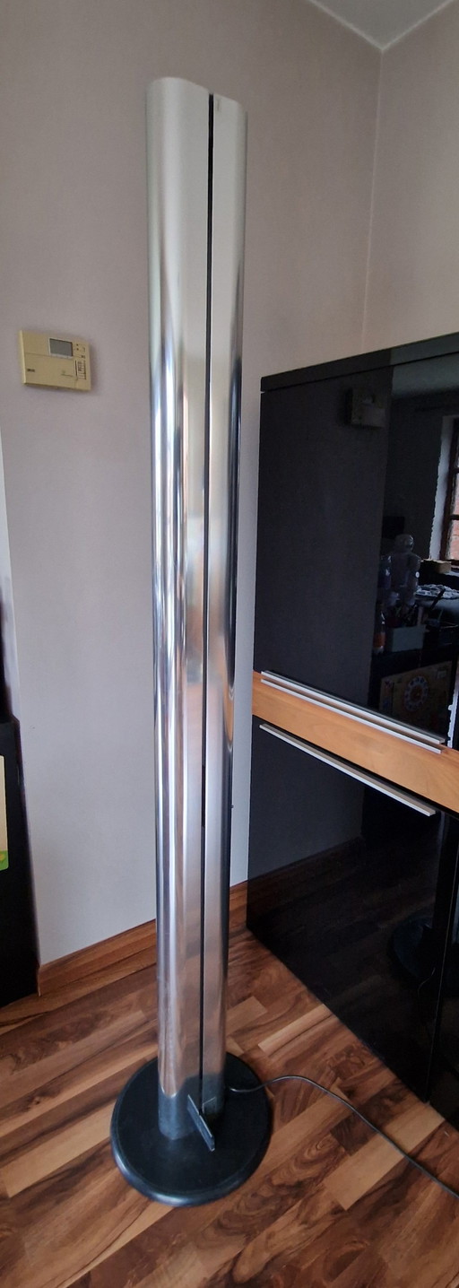 Lámpara de pie Artemide Megaron