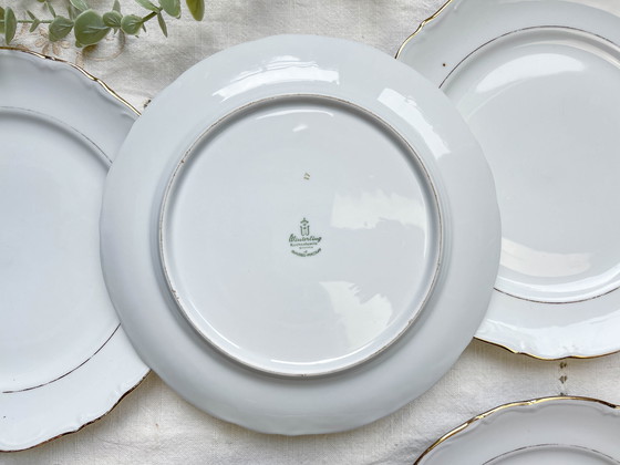 Image 1 of 6 piatti vintage in porcellana bianca e oro + 6 piccoli piatti Ridgway giacobini blu spaiati