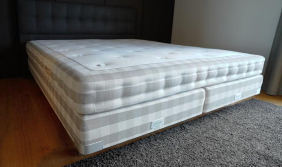 Image 1 of Hästens Maranga 180x200 Édition Spéciale Taupe – Fermeté FERME – Surmatelas BJ