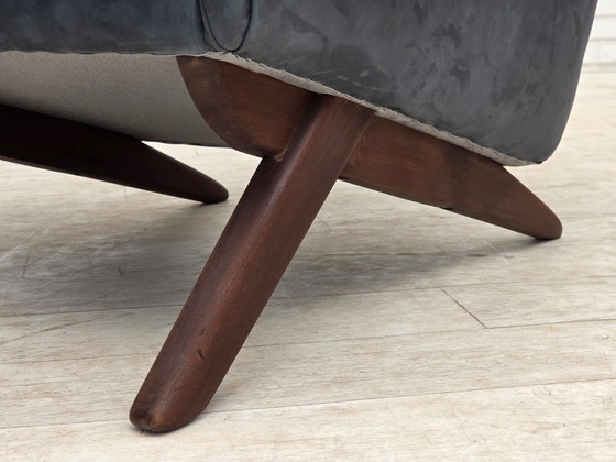 Image 1 of 1970er Jahre, dänisches Design von Illum Wikkelsø, neu bezogener Sessel, Leder.