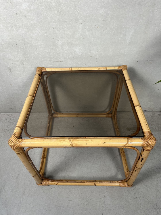Image 1 of Table d'appoint vintage - bambou et verre
