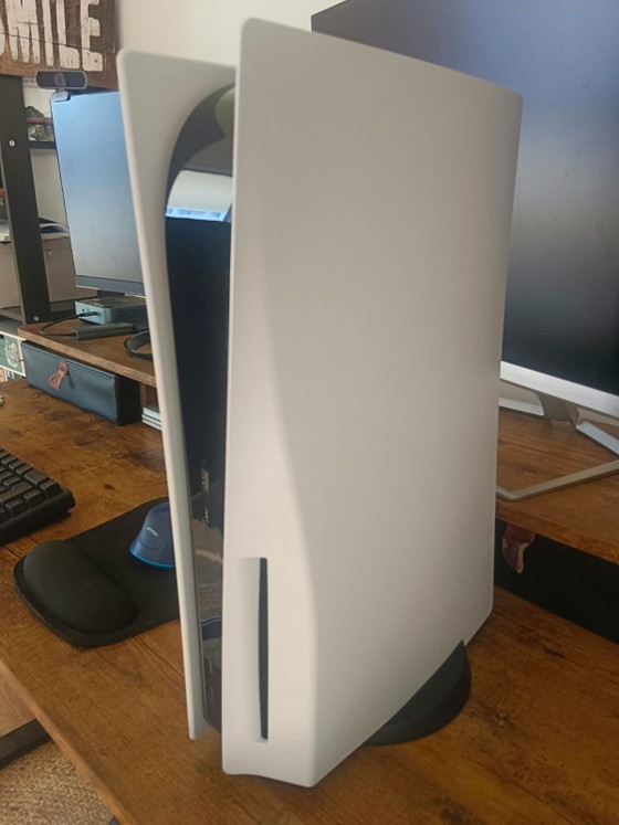 PS5 avec lecteur + 2 DualSense + 3 jeux + extras, Sony, Objets déco, Plastique, Noir (photo 2 sur 7)