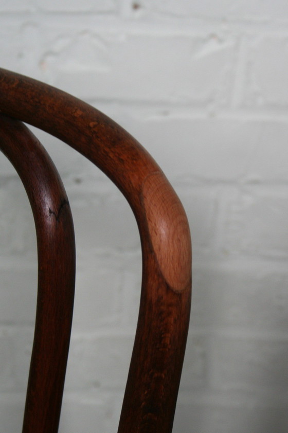 Image 1 of Alter restaurierter Thonet Typ N°391