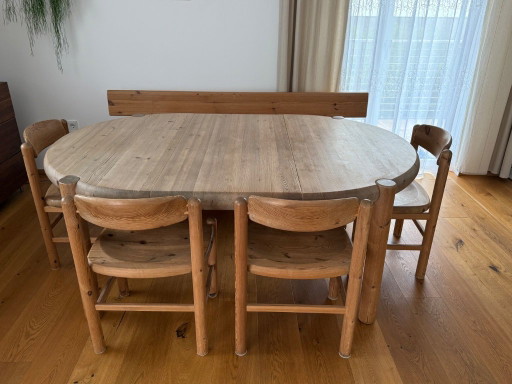 Rainer Daumiller massief houten eetkamerset: eettafel, bank, 5 stoelen