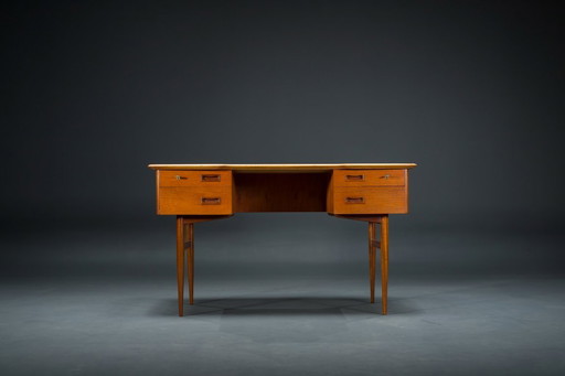 Mid-Century Teak Desk attributed to Musterring, 1960s