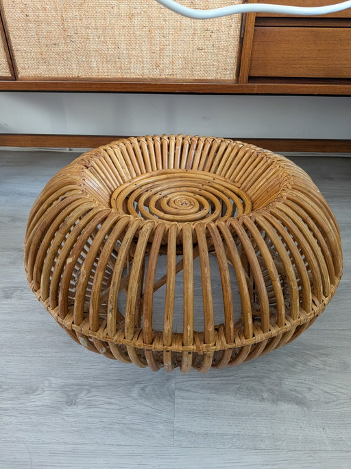 Mid-century organic rattan pouf/ottoman by Franco Albini

Italy, 1950s