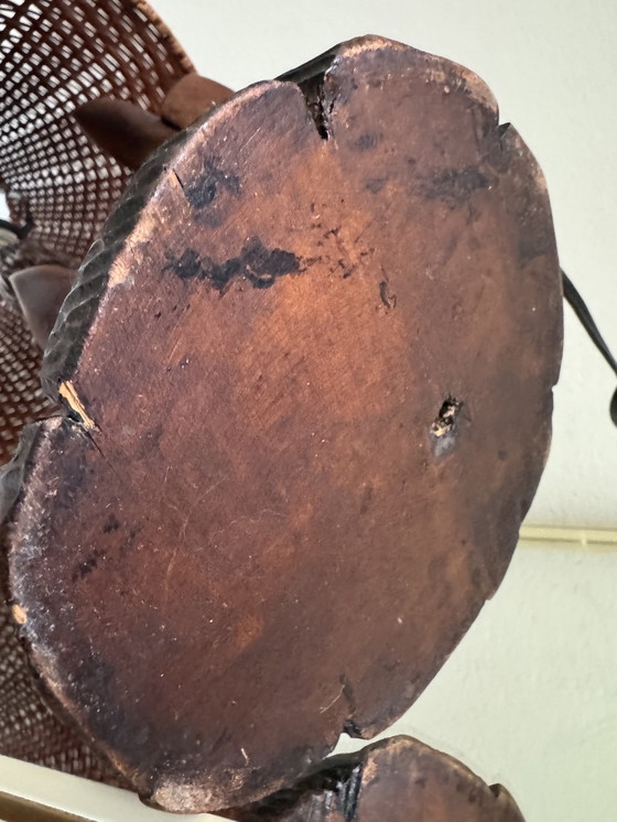 Image 1 of Lámpara floral madera tallada años 60