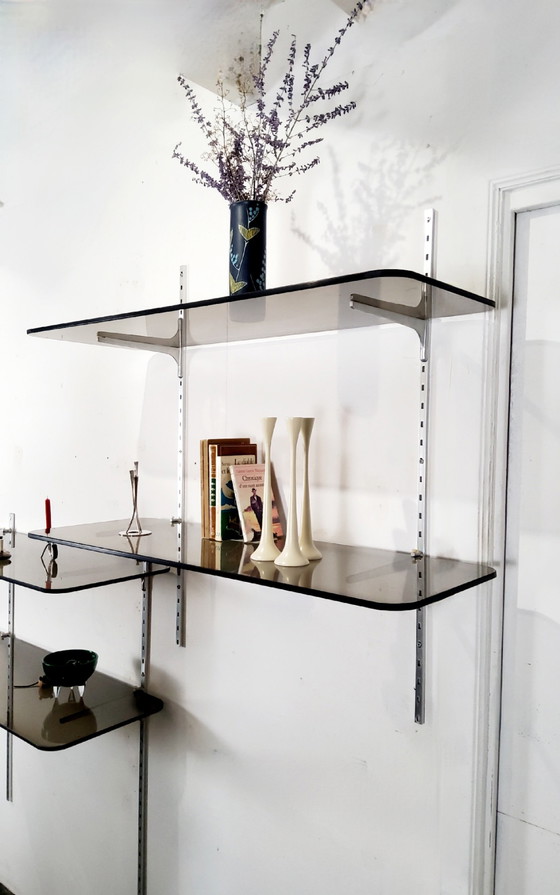 Image 1 of Estantería modular de pared en cristal ahumado