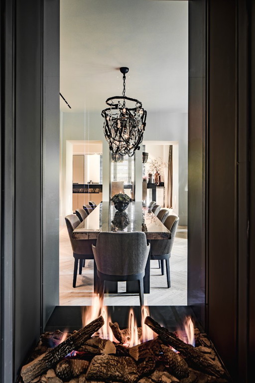 Brand van Egmond Delphinium matt black 250 cm