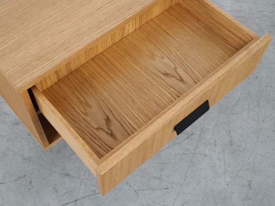 Image 1 of Eichenschrank, skandinavisches Design