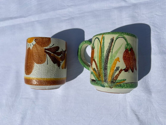 Image 1 of 2 tasses/mugs vintage en céramique des années 70 et 80, peints à la main