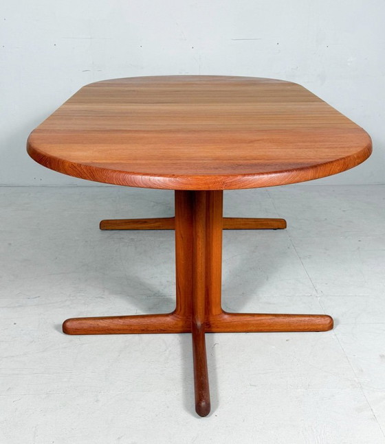 Image 1 of Uitschuifbare eettafel/tafel uit het midden van de 20e eeuw, gemaakt van teakhout door C J Rosengaarden, Denemarken, jaren 60.