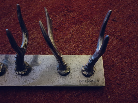 Image 1 of Appendiabiti in alluminio con 6 corna di Pols Potten