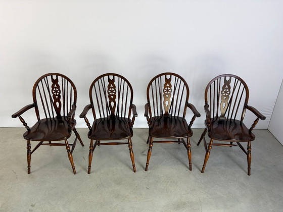 Mooie Engelse Windsor stijl eetkamerstoelen, set van 4 – Wood (photo 9 of 10)