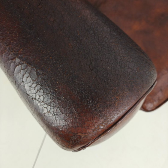 Image 1 of Poltrona da club per gentiluomini in stile Art Déco in pelle