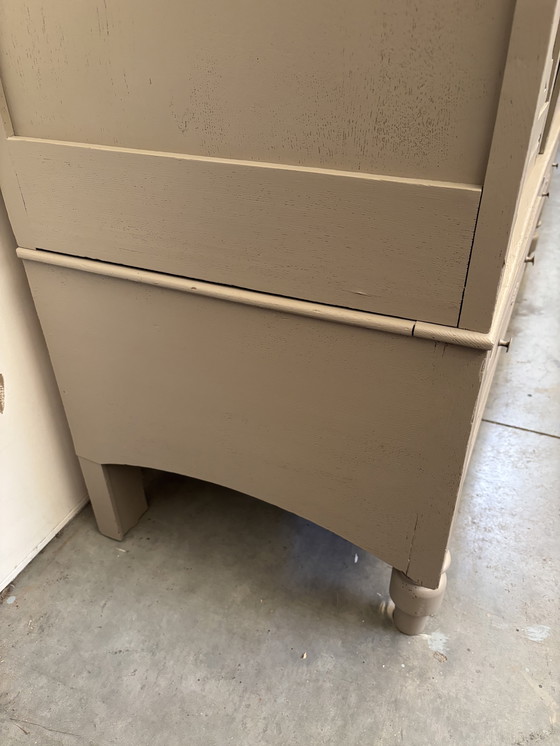 Image 1 of Brocante kledingkast