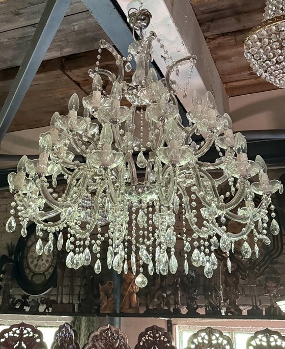 Image 1 of Très grand lustre ancien en cristal