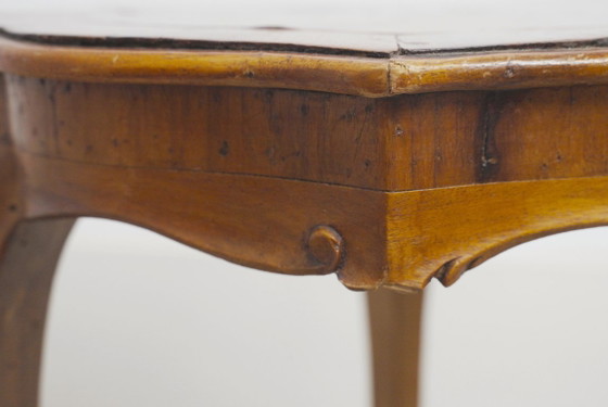 Antieke Italiaanse barokke Guéridon bijzettafel van walnoothout, lampentafel in Louis XV-stijl met – Wood (photo 15 of 20)