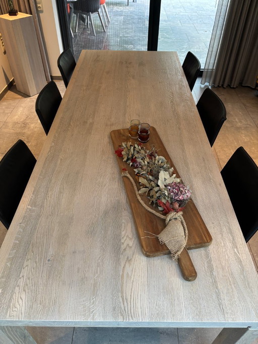 Dining table oak