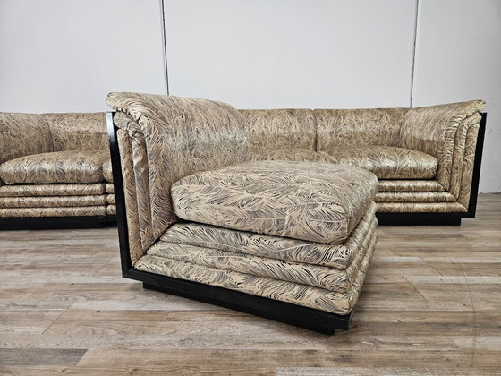 Pierre Cardin Modulares Sofa aus Seide und lackiertem Holz, 1970 – Modulare Sofas, Wood (photo 4 of 21)