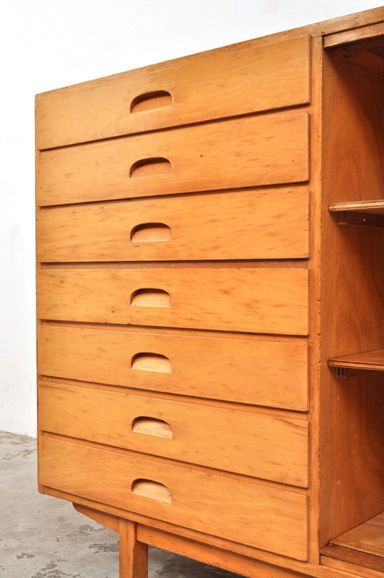 Image 1 of Vintage beukenhouten schoolkast / divider, jaren 50