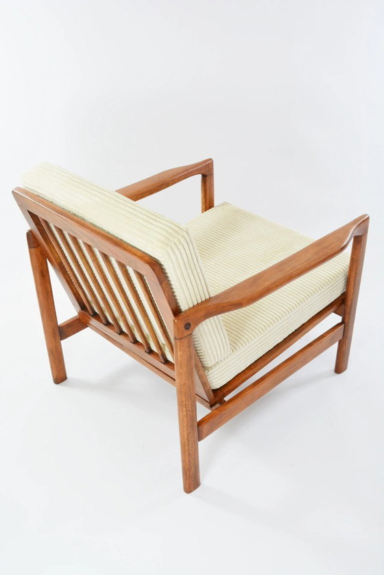 Image 1 of Ivoren corduroy BZ fauteuils