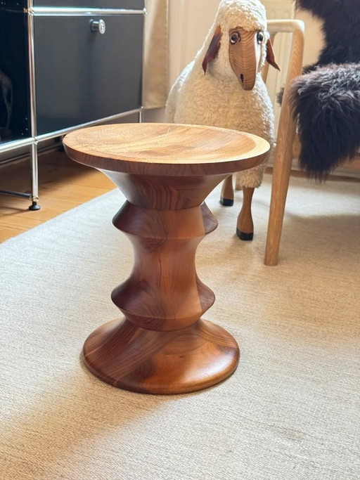 Tabourets Vitra Eames, modèle C / Noyer brillant – krukjes, Wood