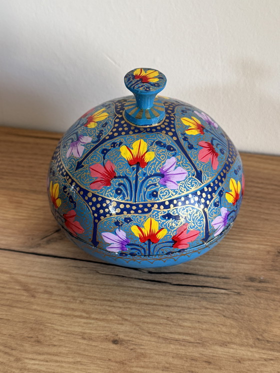 Image 1 of Boîte fait main papier mâché 