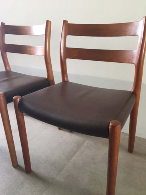 Deens stoelen van Niels O. Møller.