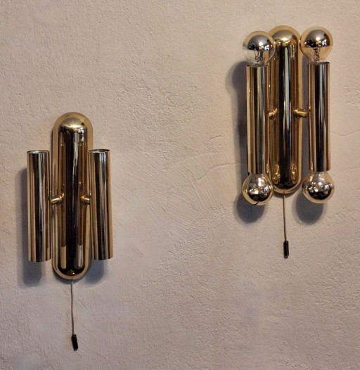 Par de lámparas de pared italianas de latón de cuatro luces, de mediados de siglo, década de 1960. – wandlampen, Brass