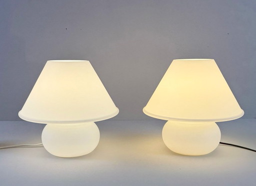 Set de 2 lampes champignons, verre opalin, verrerie Limburg, Allemagne, années 1970