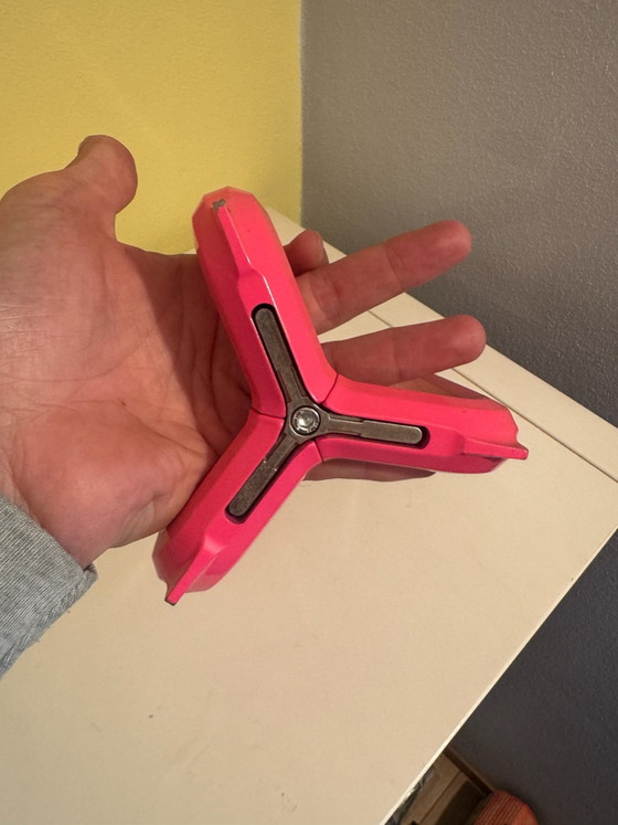 IKEA PS 2017 Hot Pink 3-Arm Candle Holder – Henrik Preutz – Metal (photo 2 of 6)