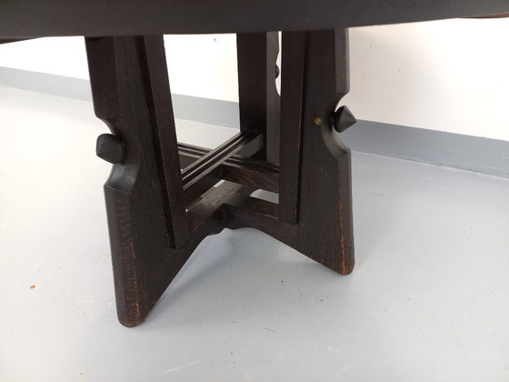 Image 1 of Table basse ronde modulable en table à manger “monte et baisse” vintage Guillerme et Chambron en chêne massif et céramique