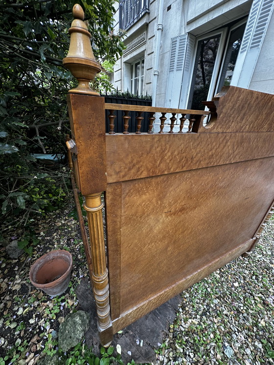 Image 1 of Lit en ronce de bois période Louis Philippe - Restauration 