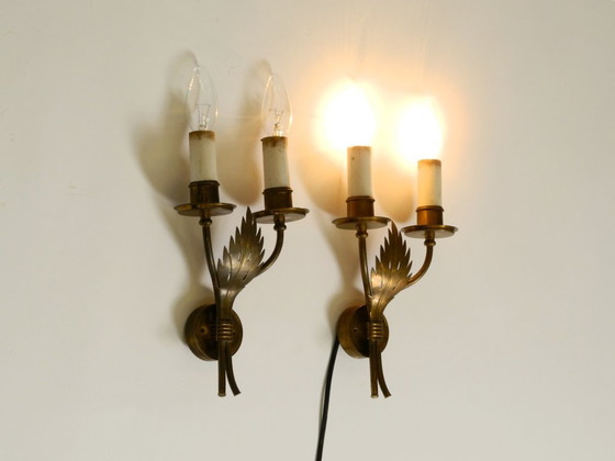 Image 1 of Une paire de rares et belles appliques murales en laiton modernes du milieu du siècle par Vereinigte Werkstätten