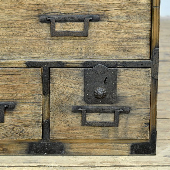 Image 1 of Commode japonaise Tansu, vers 1870