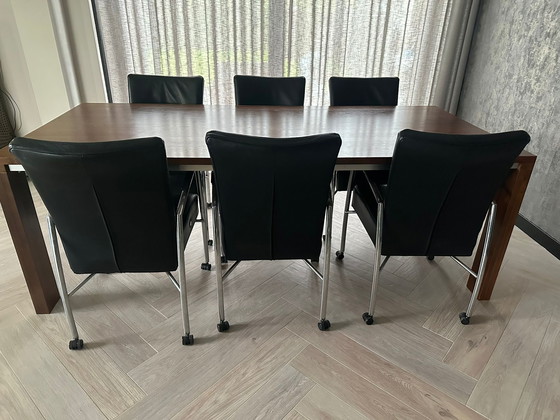 Image 1 of Spazioso tavolo da pranzo Stoutenbeek con 6 sedie