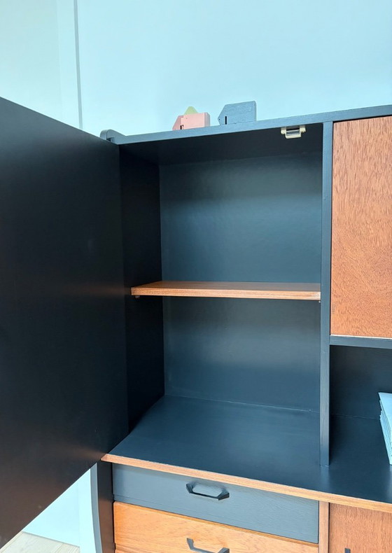 Image 1 of Vintage dressoir