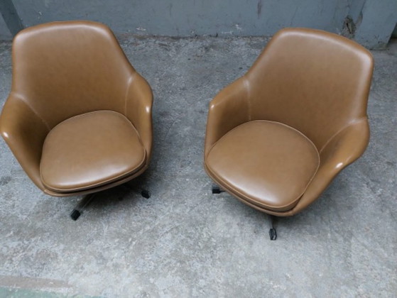 Mid-Century Swivel Chairs – Draaistoelen, Plastic (photo 21 of 39)