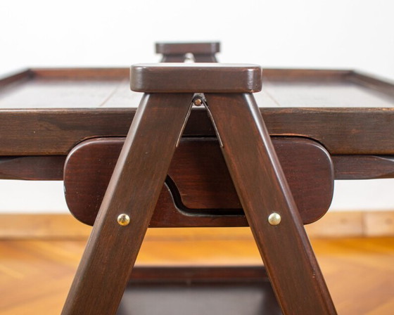 Image 1 of Houten salontafel uit het midden van de vorige eeuw
