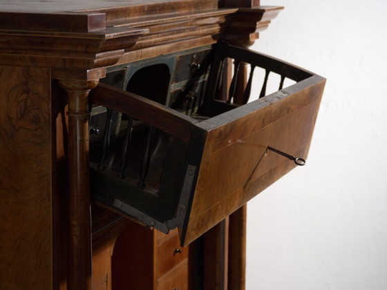 Antico secretaire Biedermeier in legno di noce – Austria, circa 1840 – Scrivanie, Brass (photo 25 of 40)