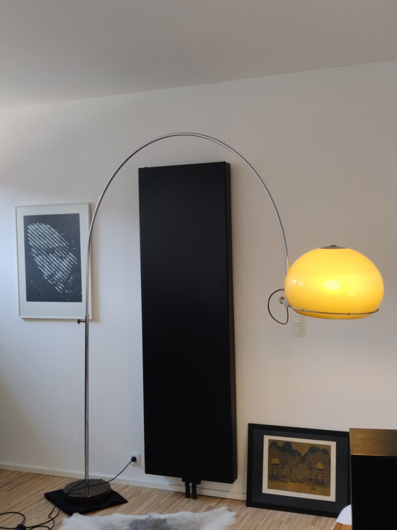 Gepo arc lamp, 1960s, XXL – Floor lights, Metal, Plastic (photo 6 of 14)