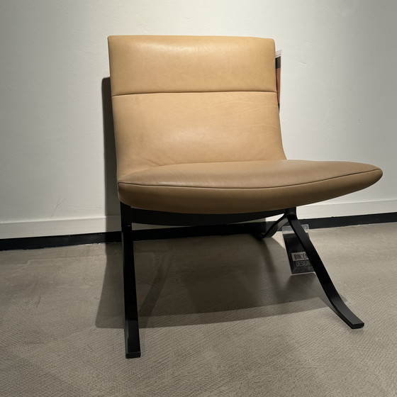 Image 1 of Eyye Juno fauteuil