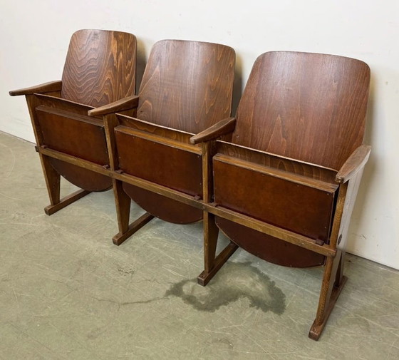 Image 1 of Vintage 3-zits bioscoopbank van Ton, jaren 60