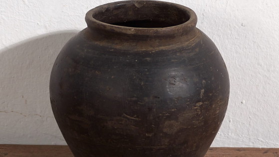 Kleine antike Vase in dunklen Tönen (ca. 1900) #16 – Vasen (photo 3 of 34)