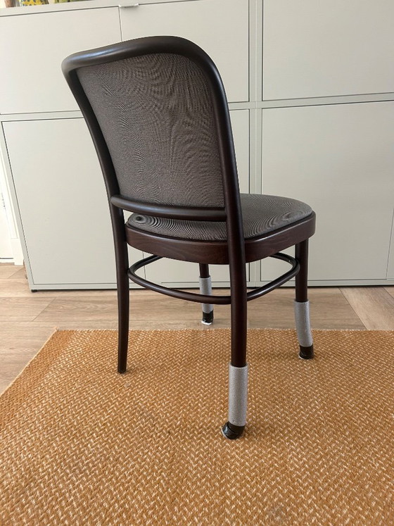 Image 1 of Silla de comedor Ton 811