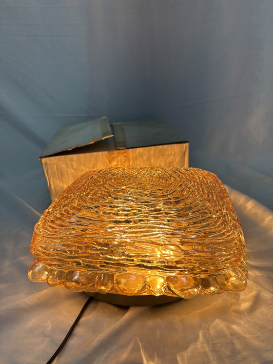 Image 1 of Lampe de plafond ou applique murale vintage Glashütte Limburg en verre ambré